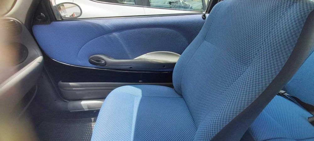 Fiat seiscento em excelente interiores e mecânica ,económico e fiável.