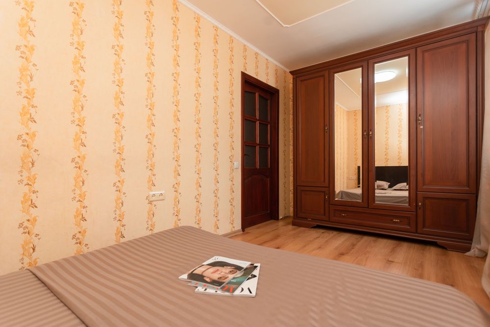 Оренда квартири подобово / погодинно. Стандарт 3 кім. Троїцька