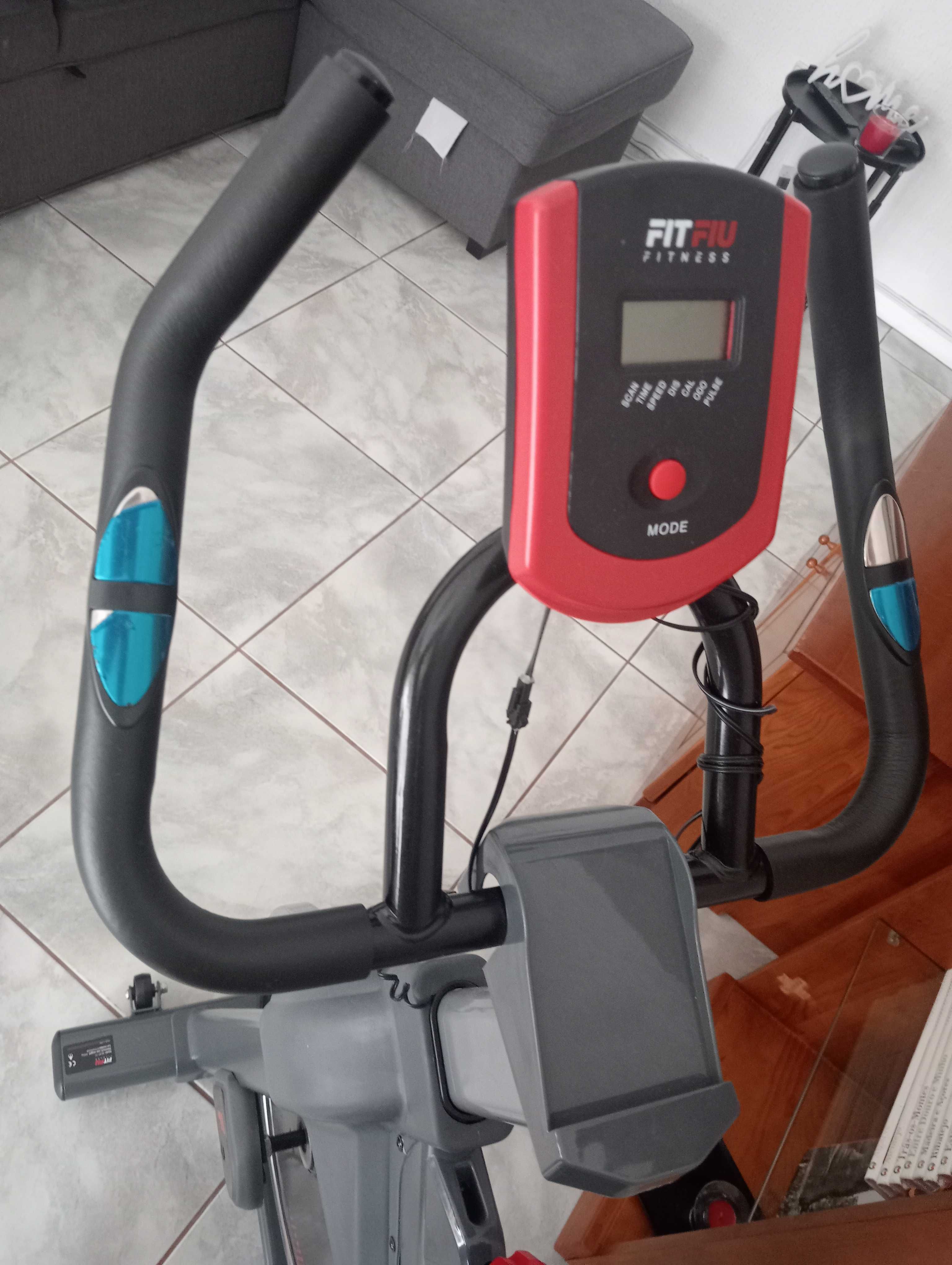 Bicicleta estática Nova