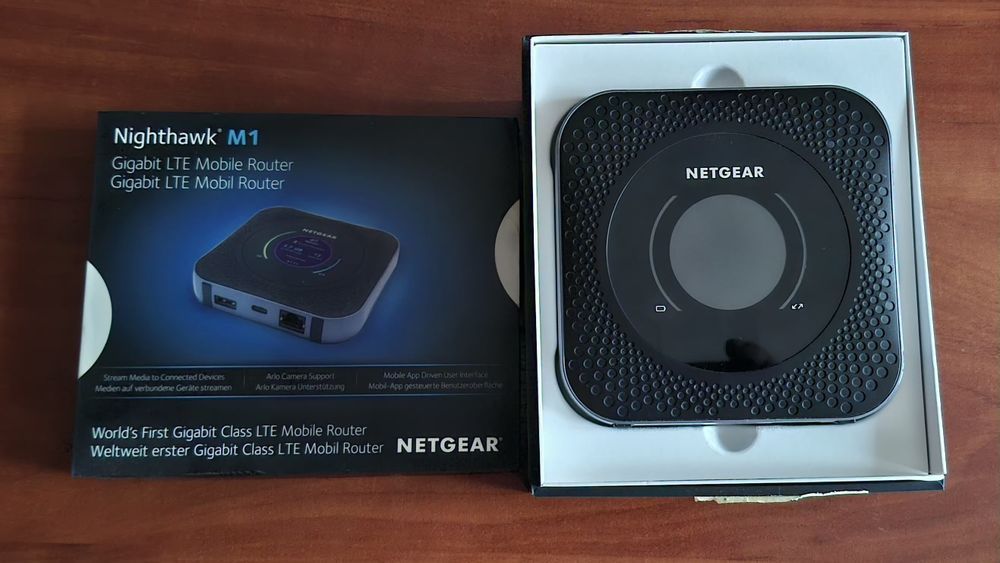 Router mobilny Netgear M1  4g Lte w bardzo dobrym stanie.