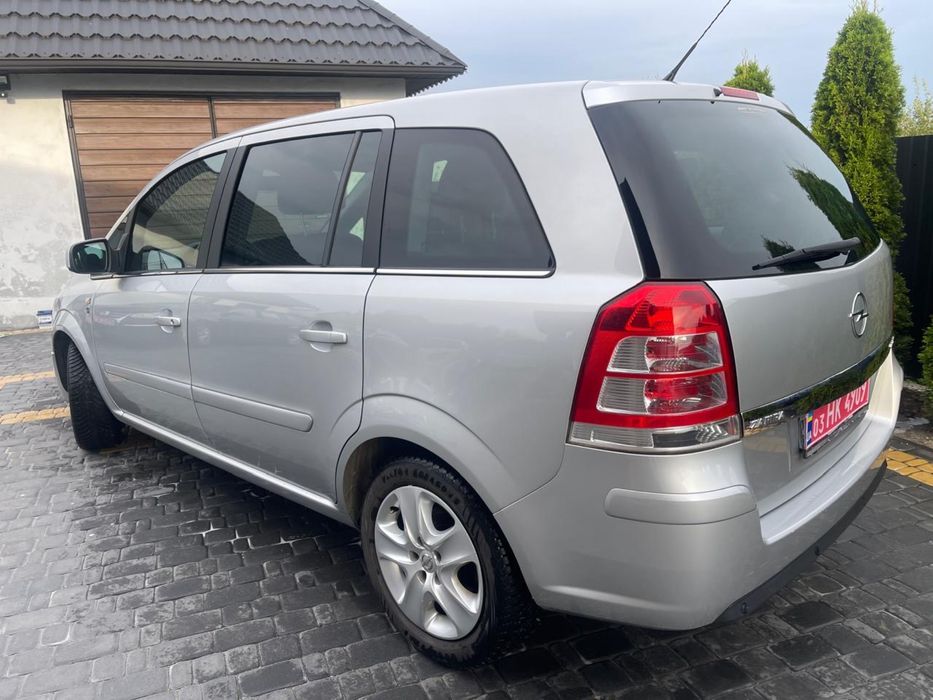 Opel Zafira 2010