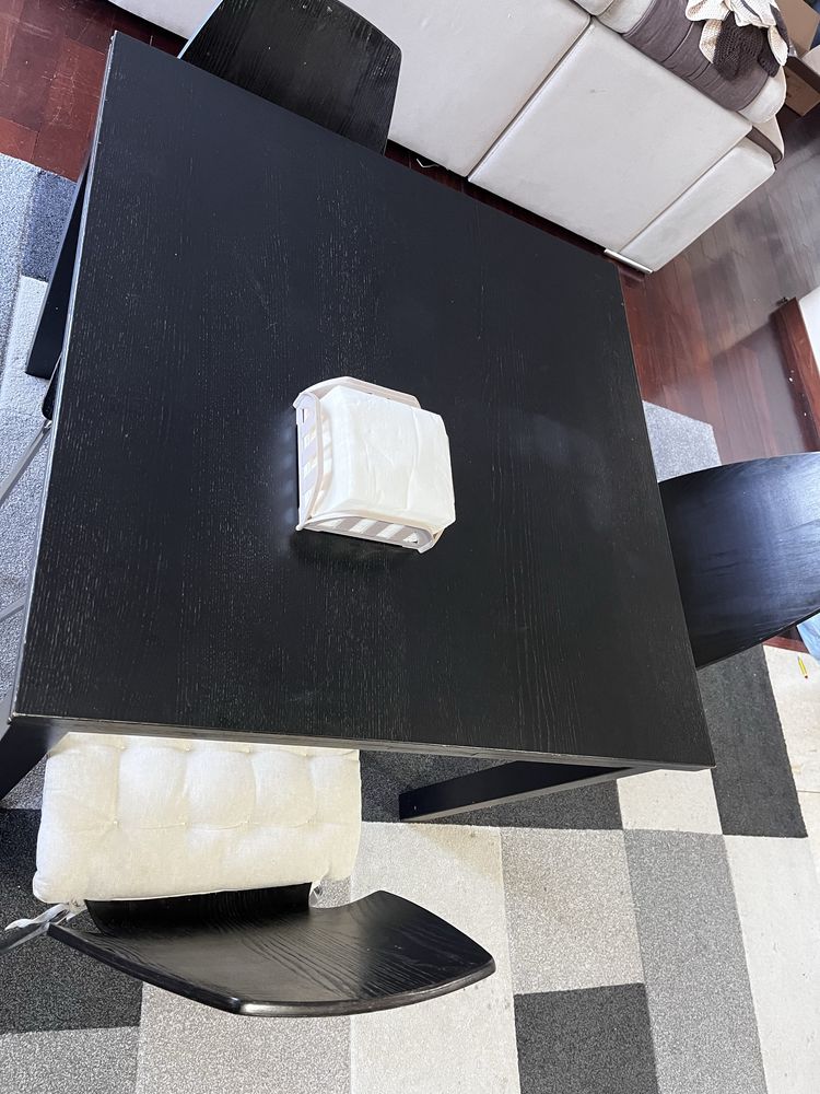 Mesa de jantar extensivel preta