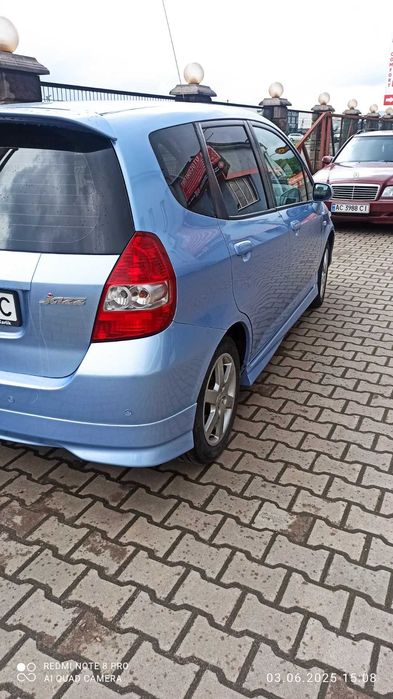 Продам Honda Jazz