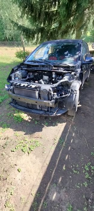 Sprzedam na części lub w całości Hyundai i20