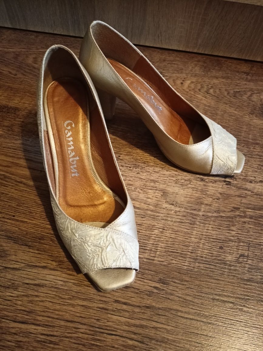 Eleganckie buty rozmiar 38
