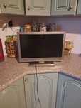 Telewizor SHARP 21 cali
