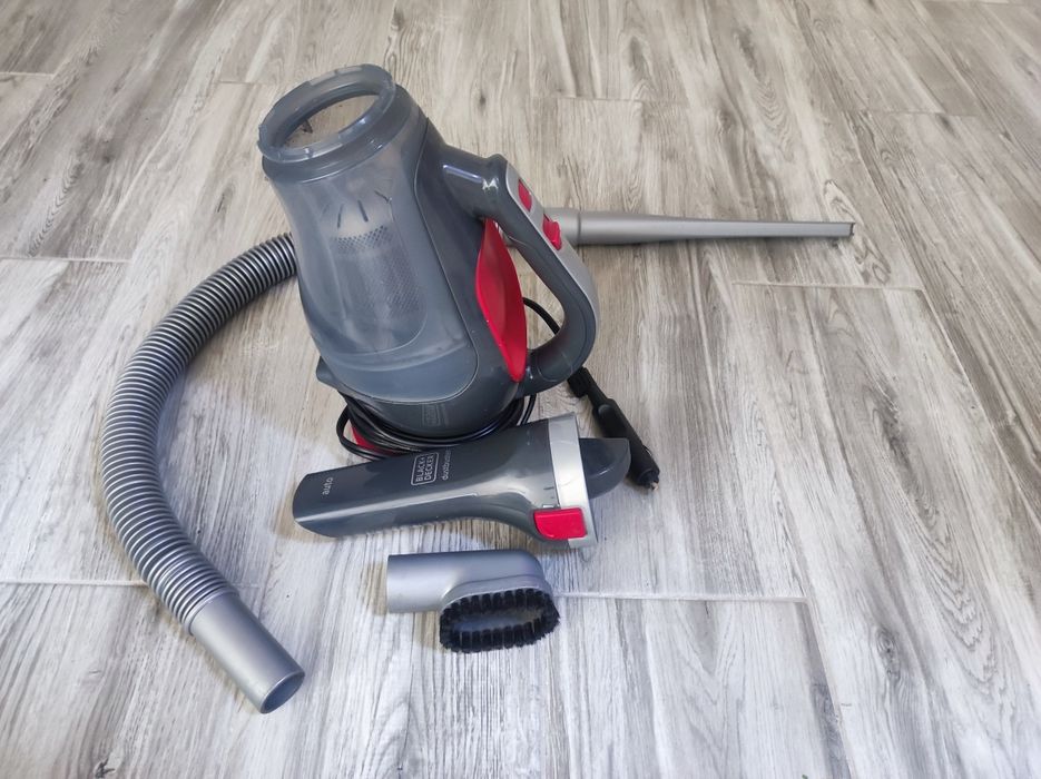 Odkurzacz samochodowy black and decker adc1200