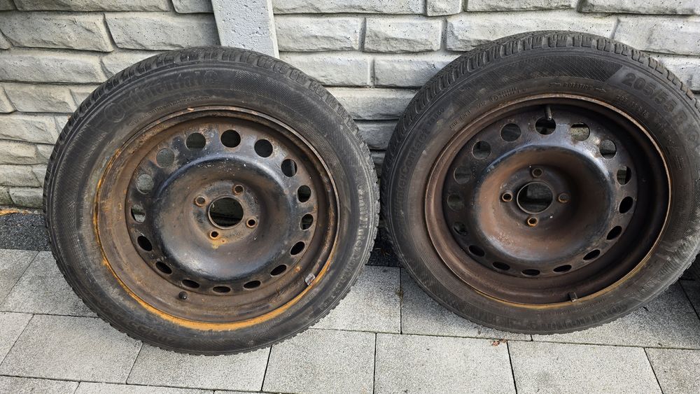Felgi stalowe z oponami zimowymi Citroen C4