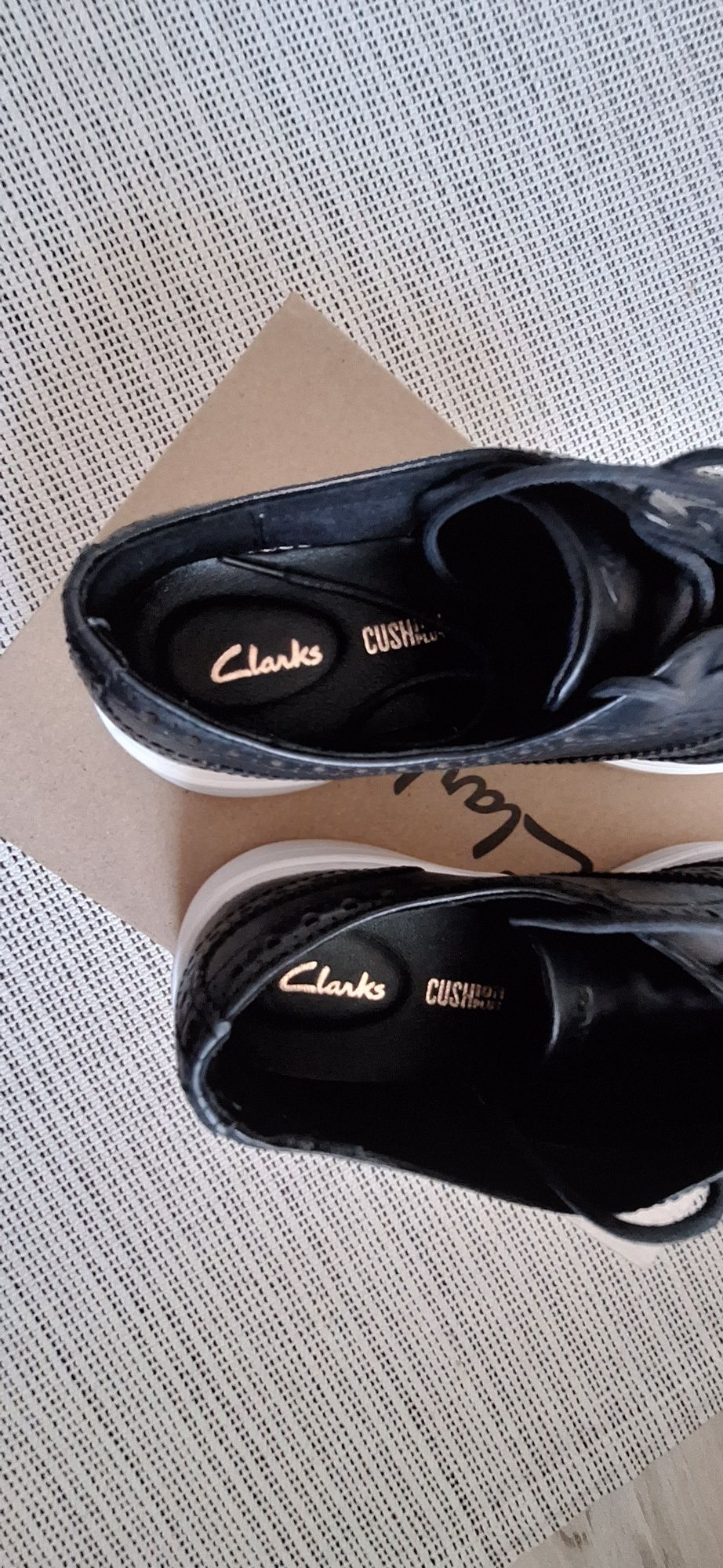 Clarks hero brogue 36 sneakersy czarne