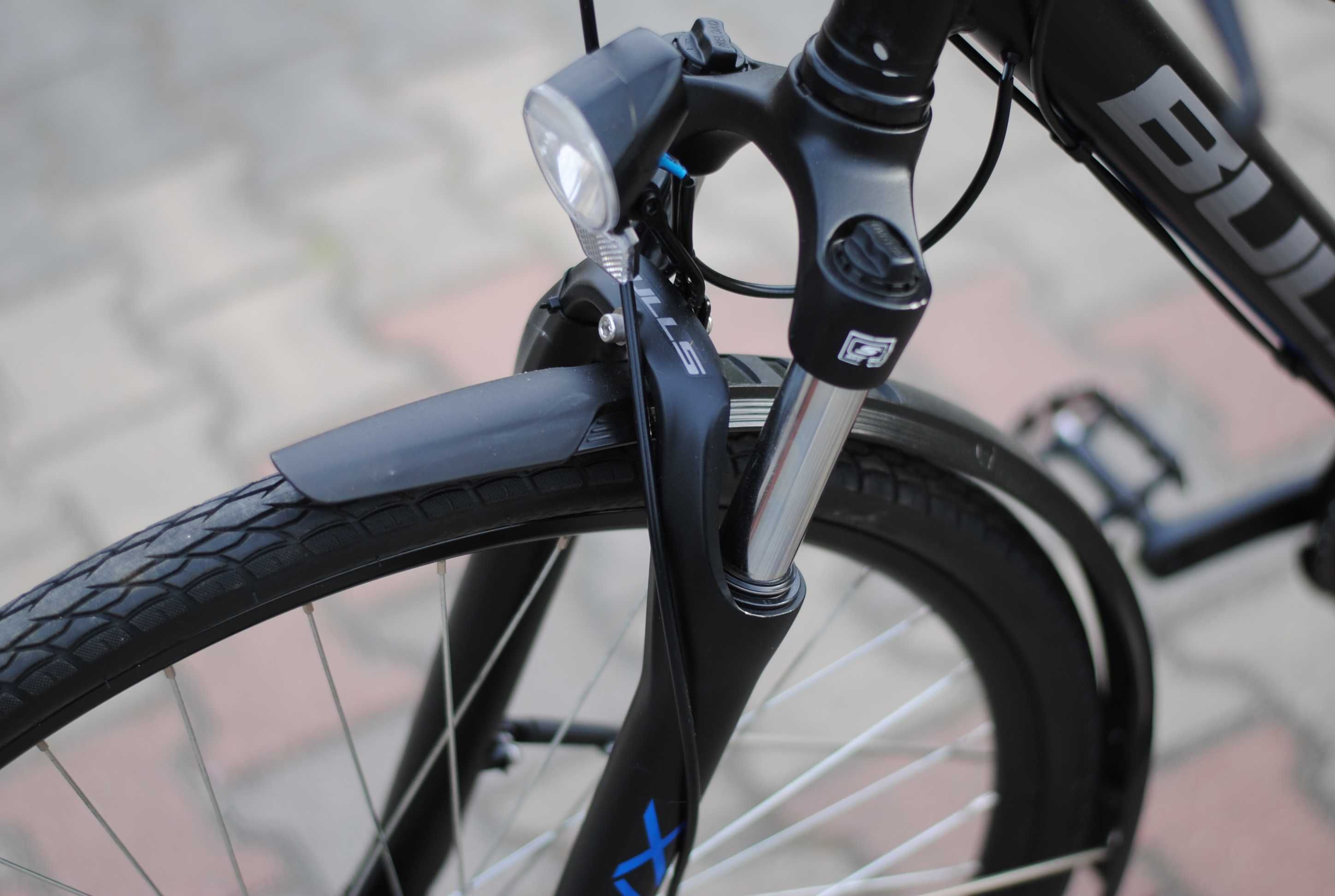 Crossowy rower firmy Bulls Cross Street osprzęt shimano, tarcze