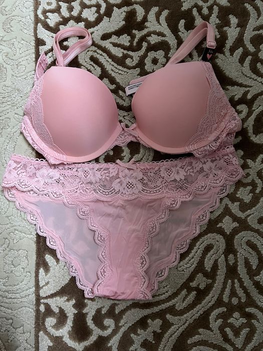 Бюстгальтер комплект білизни Victoria Secret