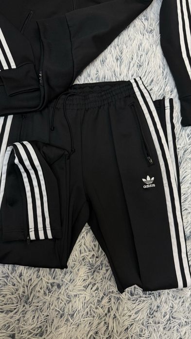 Спортивний костюм