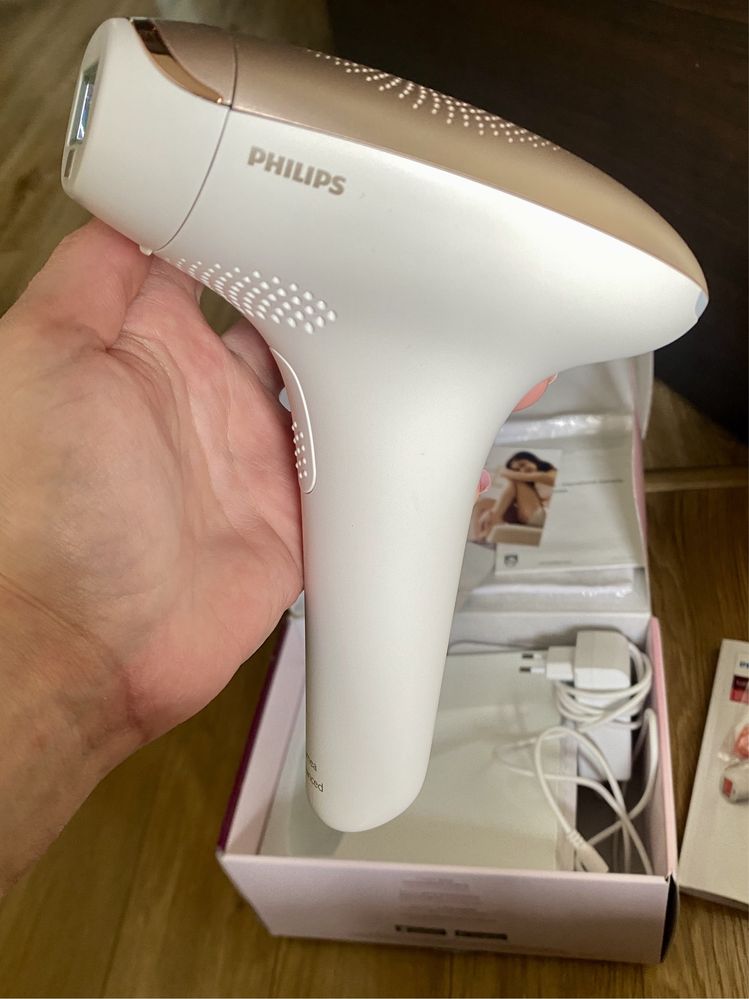 Depilator laserowy Philips Advanced BRi921