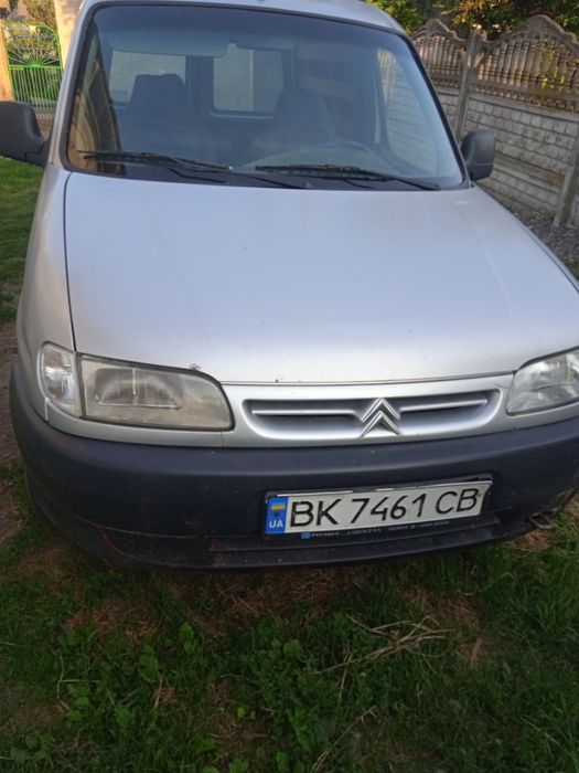 Продам робочу машину