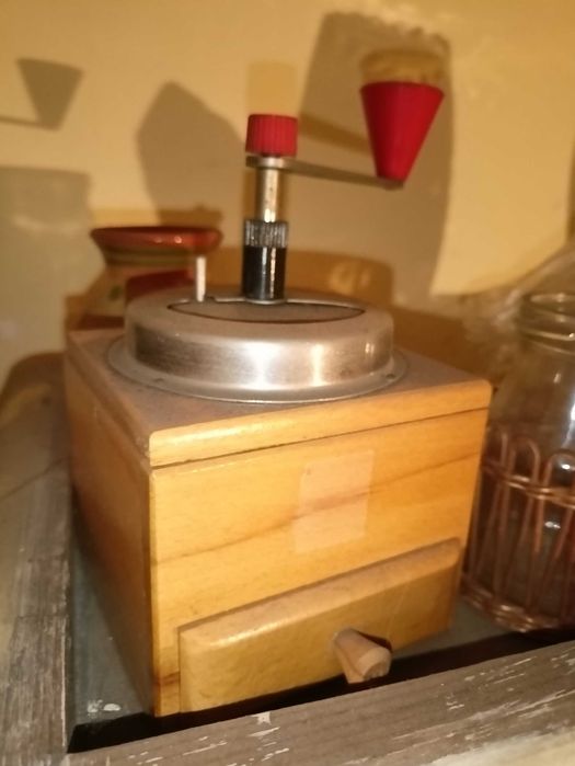 Młynek do kawy PRL vintage zabytek
