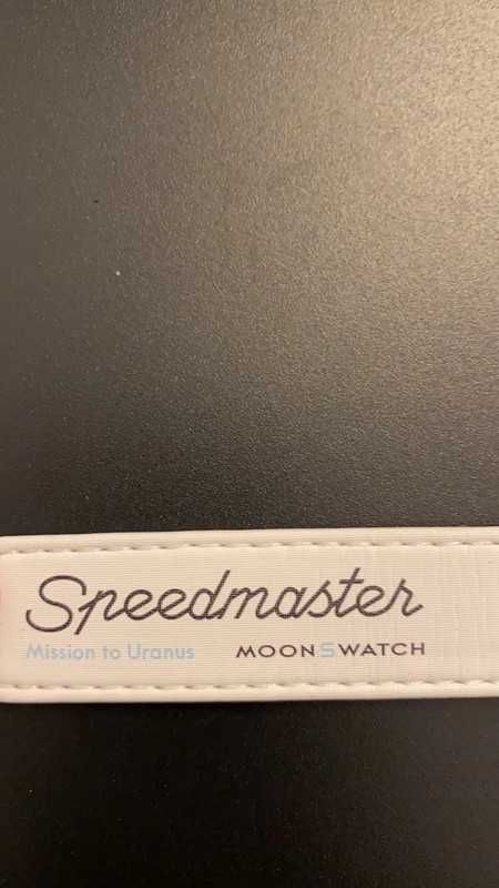 Omega x Swatch Moonswatch - SO33L100 - Mission To Uranus