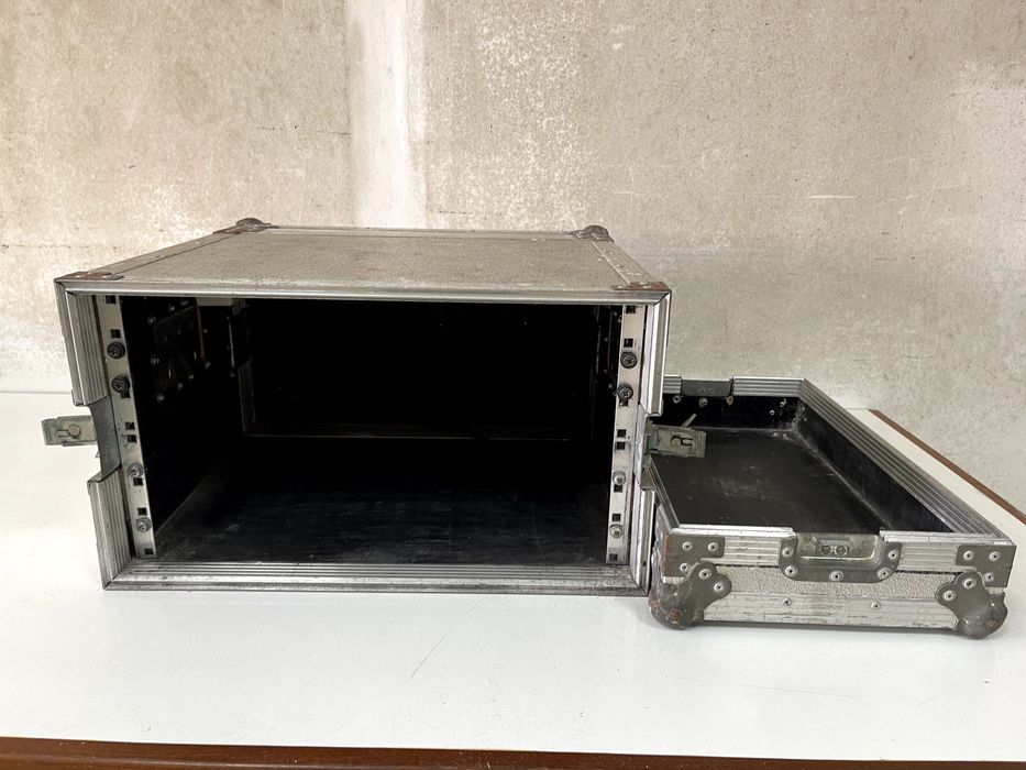 Fly Case usado mas em bom estado