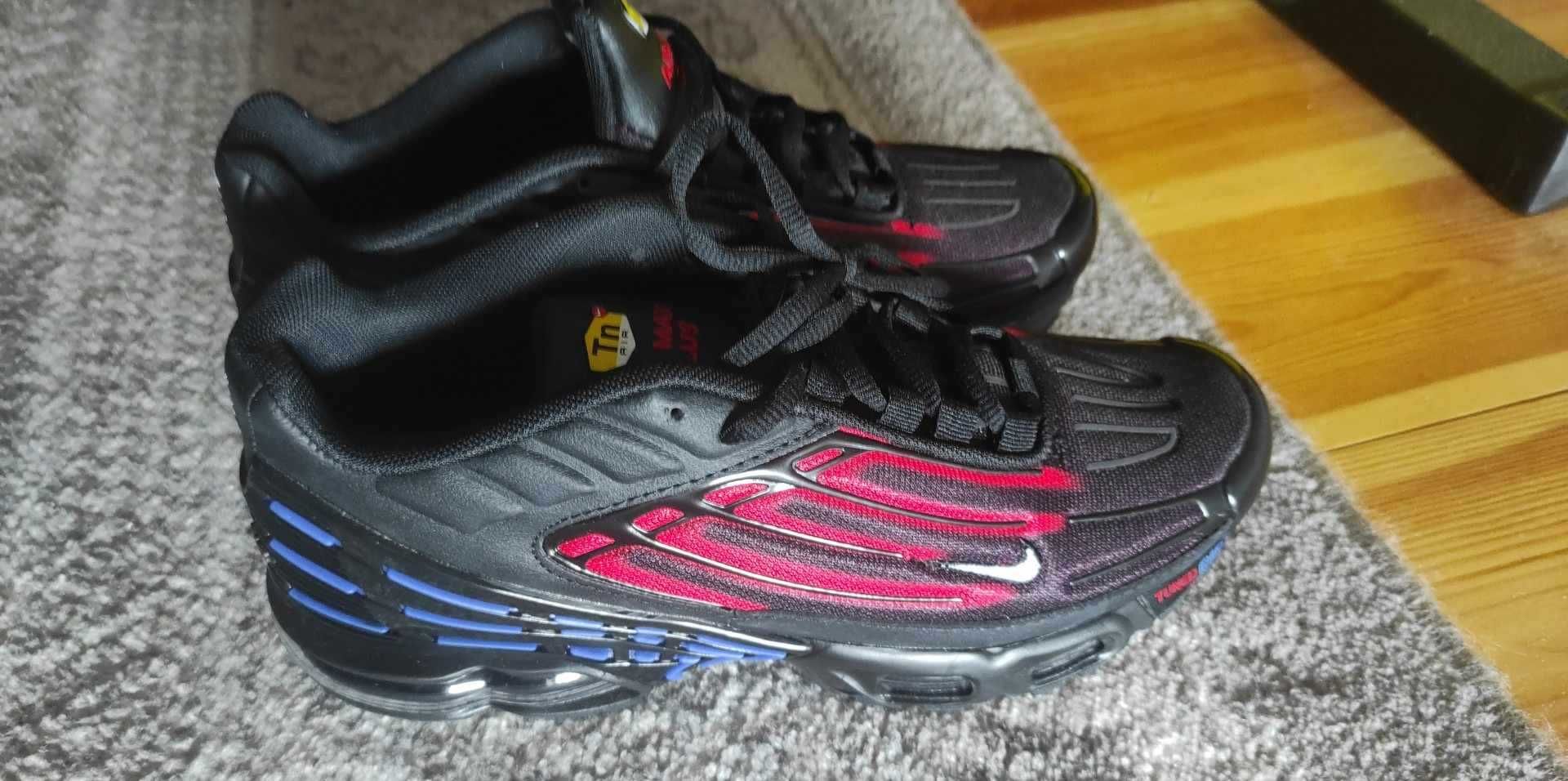 Buty męskie NIKE AIR MAX plus 3