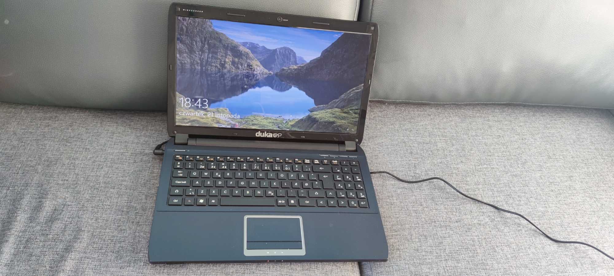 Lptop Duka i3 4 x 2.1ghz ssd 128g 8gb hdmi  kamera wi-fi 15.6 led hd