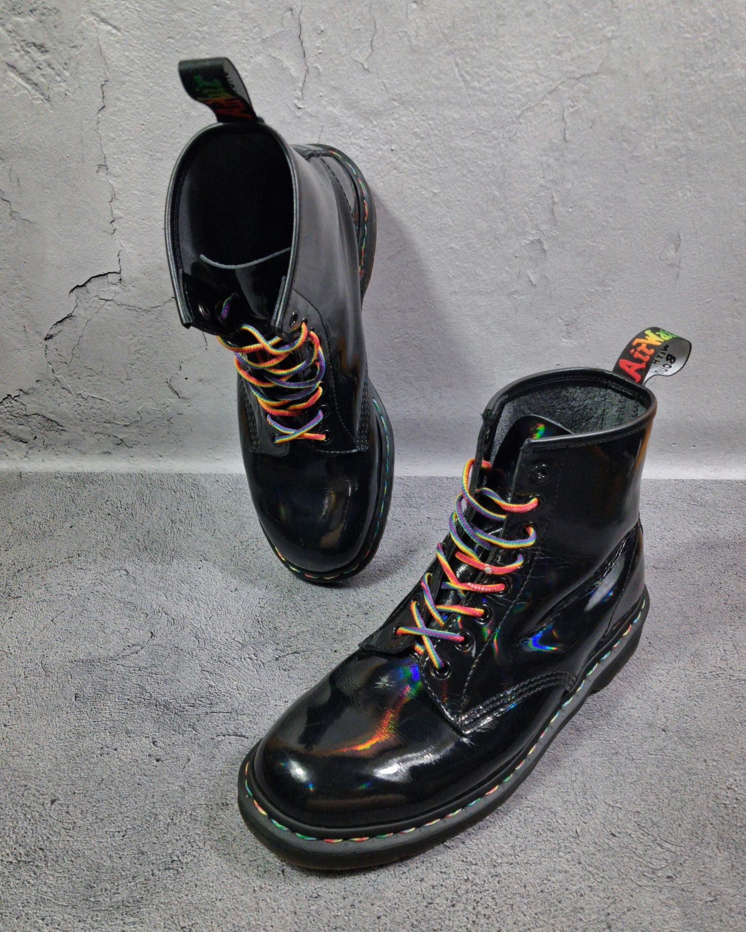 Ботинки Dr. Martens 1460 Black Rainbow Smooth лакированые кроссовки