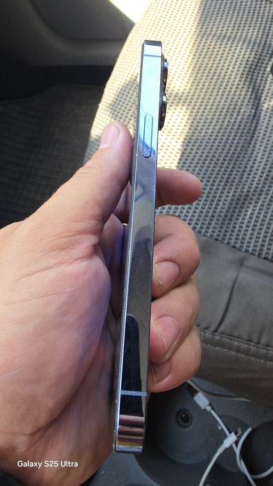 Продаю iPhone 13 про на 256 в хорошому стані