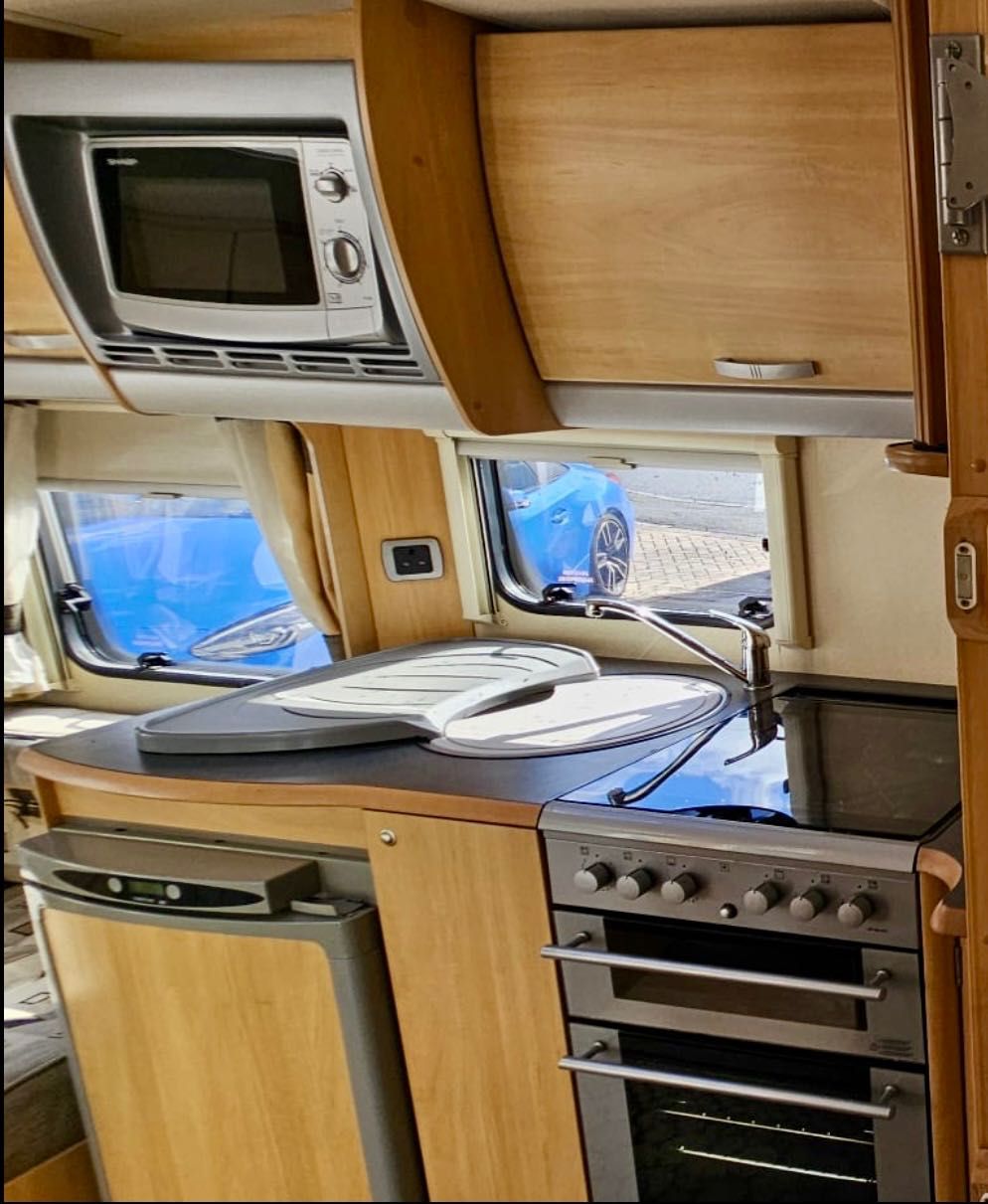 Caravana Sterling Europa 470- Impecável