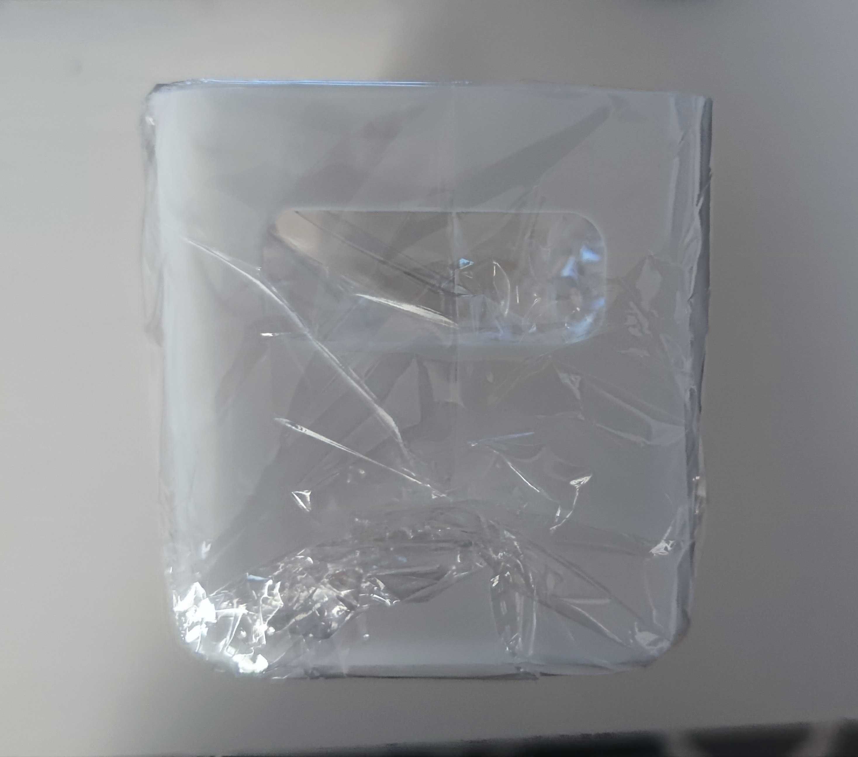 Półka ścienna koszyk organizator plastik 25.5x8.5x9.5 biały