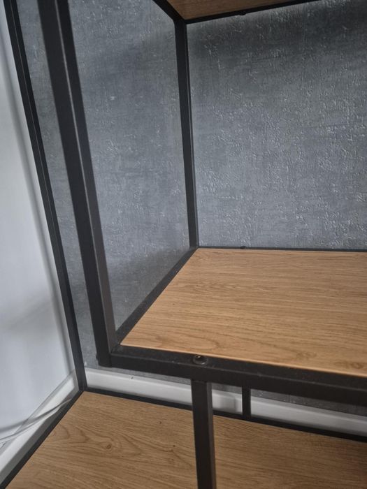 Regal industrialny czarny- drewniany. Existio