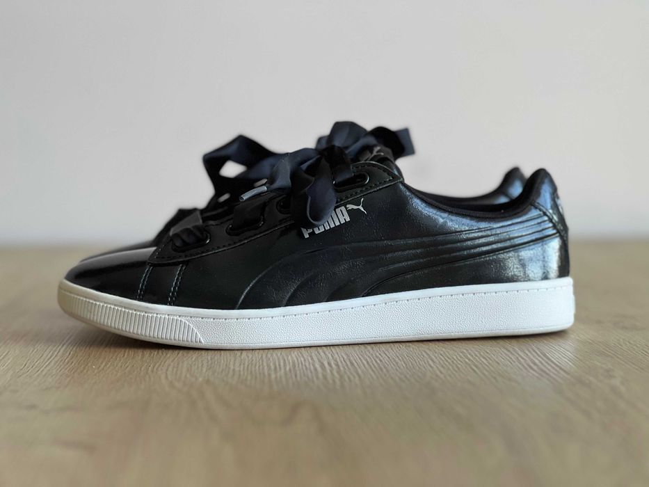 Жіночі кросівки Puma Vikky V2 Ribbon, (р. 40,5)