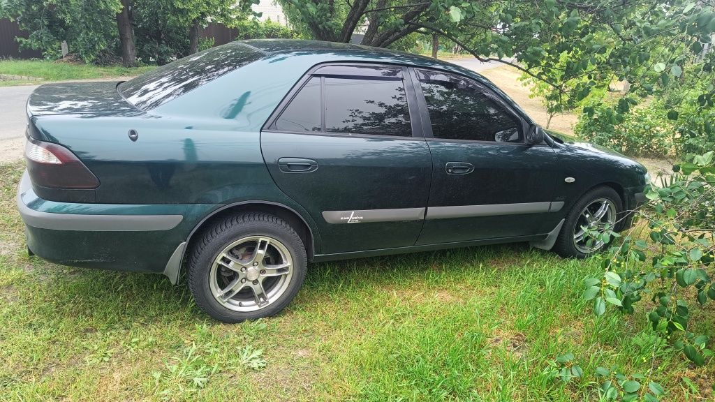 Продам Mazda 626 2001г