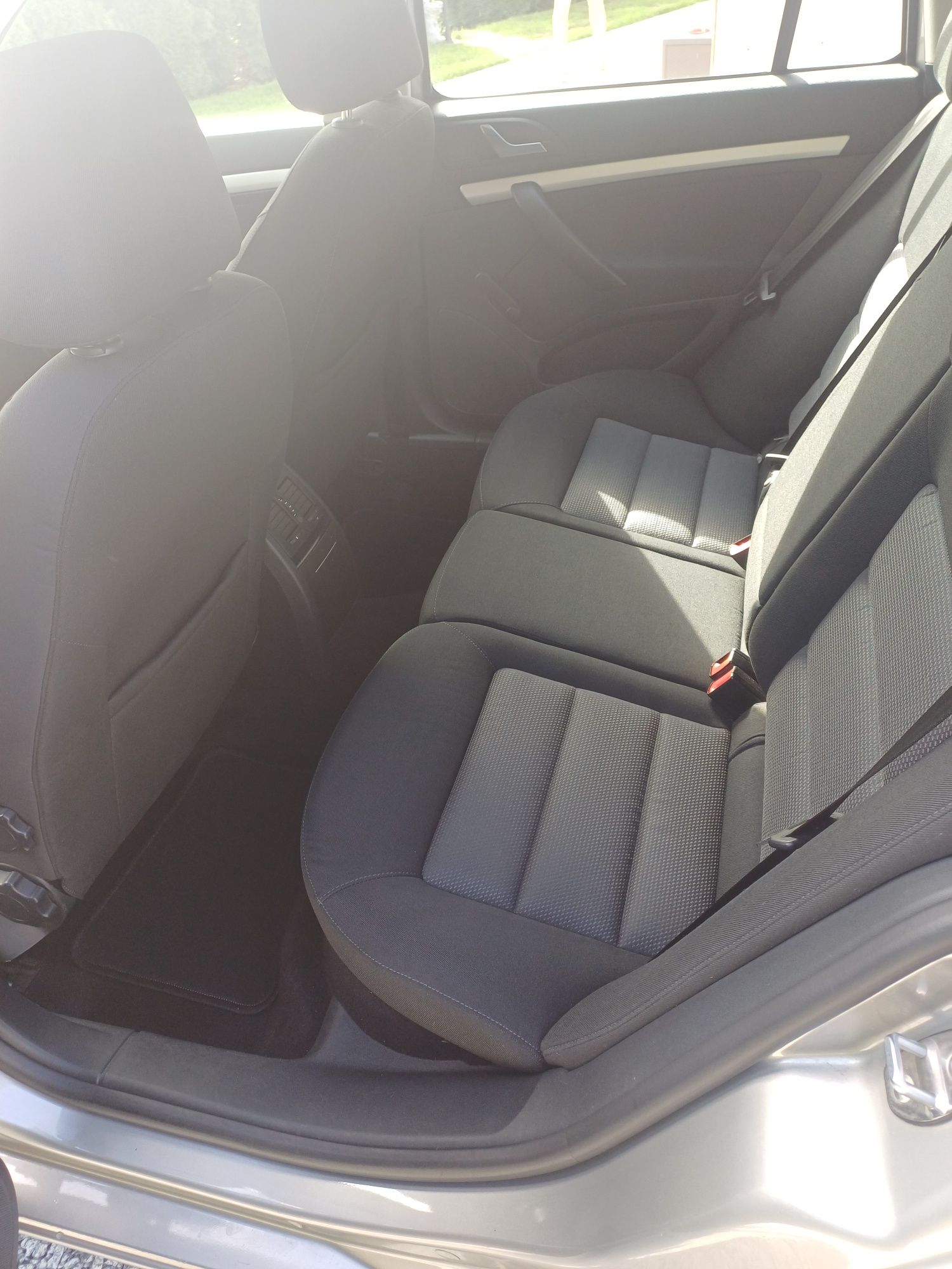 Sprzedam skoda octavia 2008r 1.6 mpi 123 tys km.