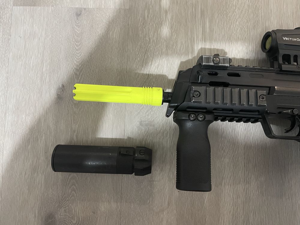 Tokyo Marui MP7 GBB Airsoft replica