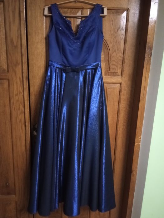 Плаття на випускний