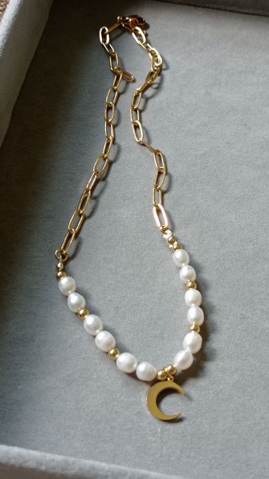 Choker damski z pereł naturalnych