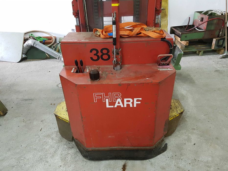 wózek widłowy elektryczny