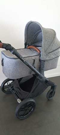 Trio JANE Muum semi-novo + base isofix