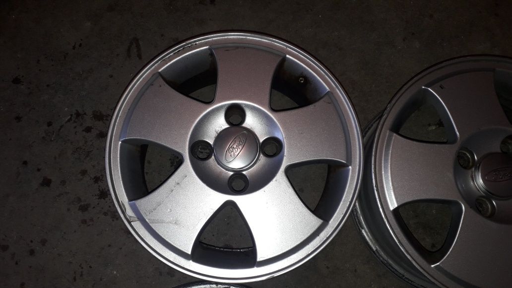 Диски Ford r14 4x108 et43,5 j5,5 dia63,4 Fiesta Focus Fusion