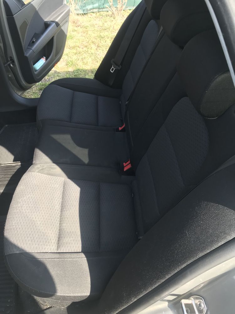 Fotele skoda superb II kombi podgrzewane elektrycznie regulowane