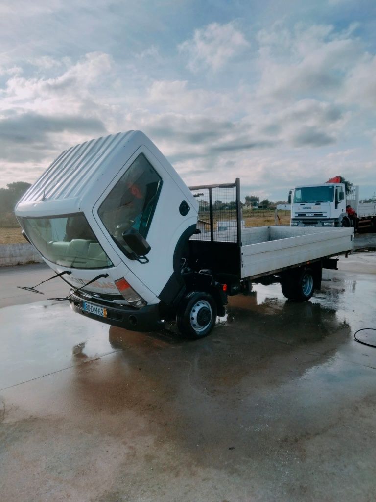 Nissan cabstar 2007
