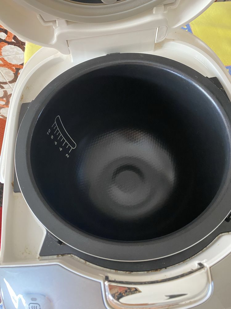 Robot Moulinex como nova usada uma so vez