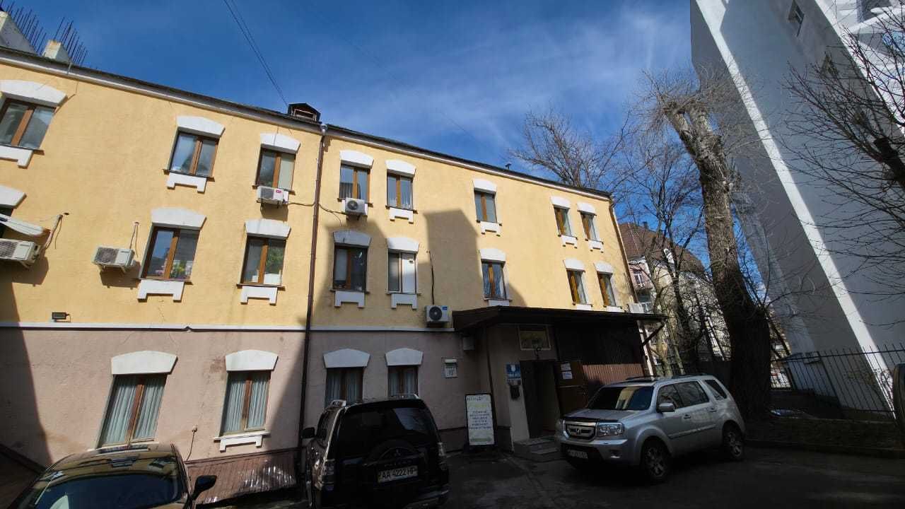 Продаж Окрема будівля Шевченківський р-н, м. Золоті Ворота, 436м.кв