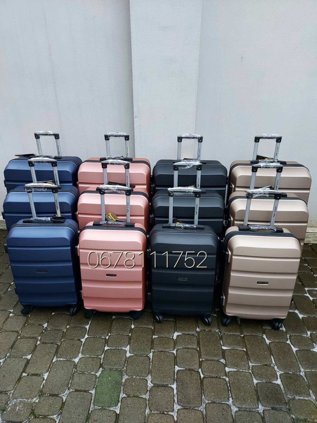 WINGS AT 01 Польща валізи чемоданы сумки на колесах