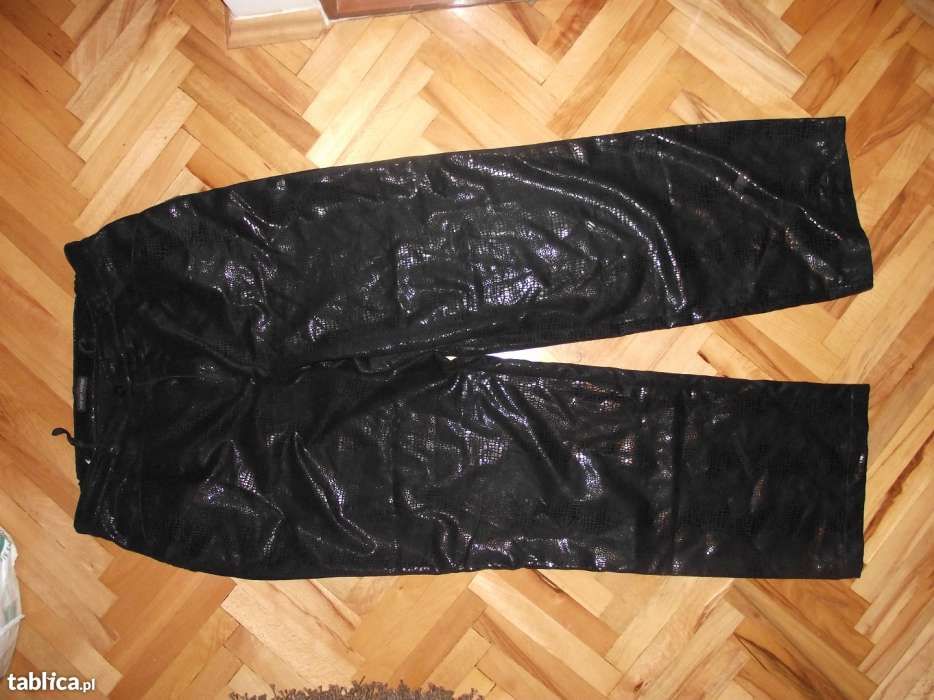 spodnie czarne nabłyszczane