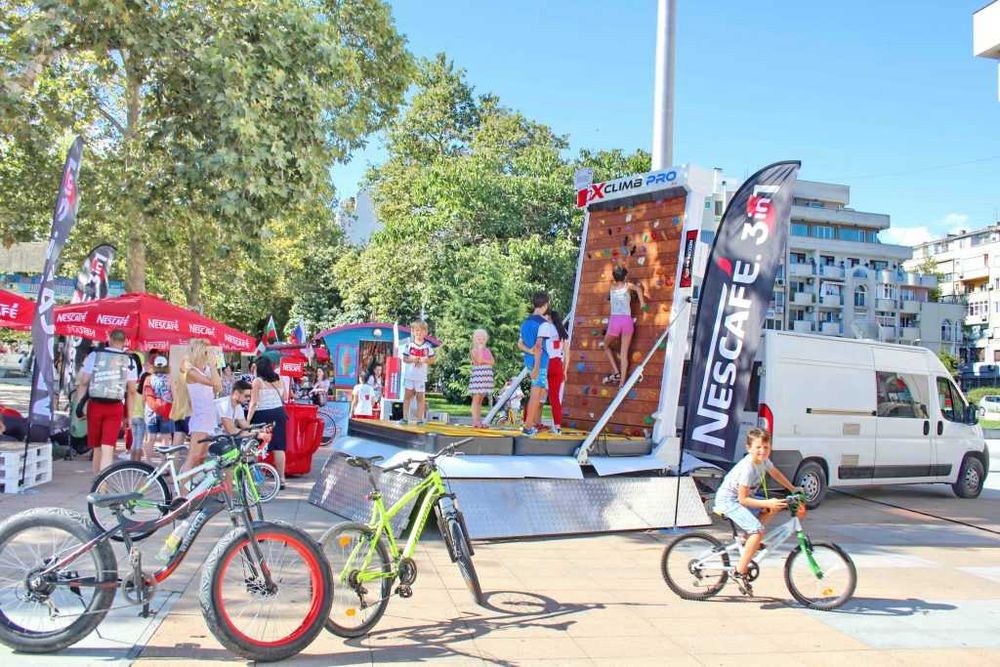 Mobilna Ruchoma Ścianka Wspinaczkowa - Innowacja we Wspinaniu