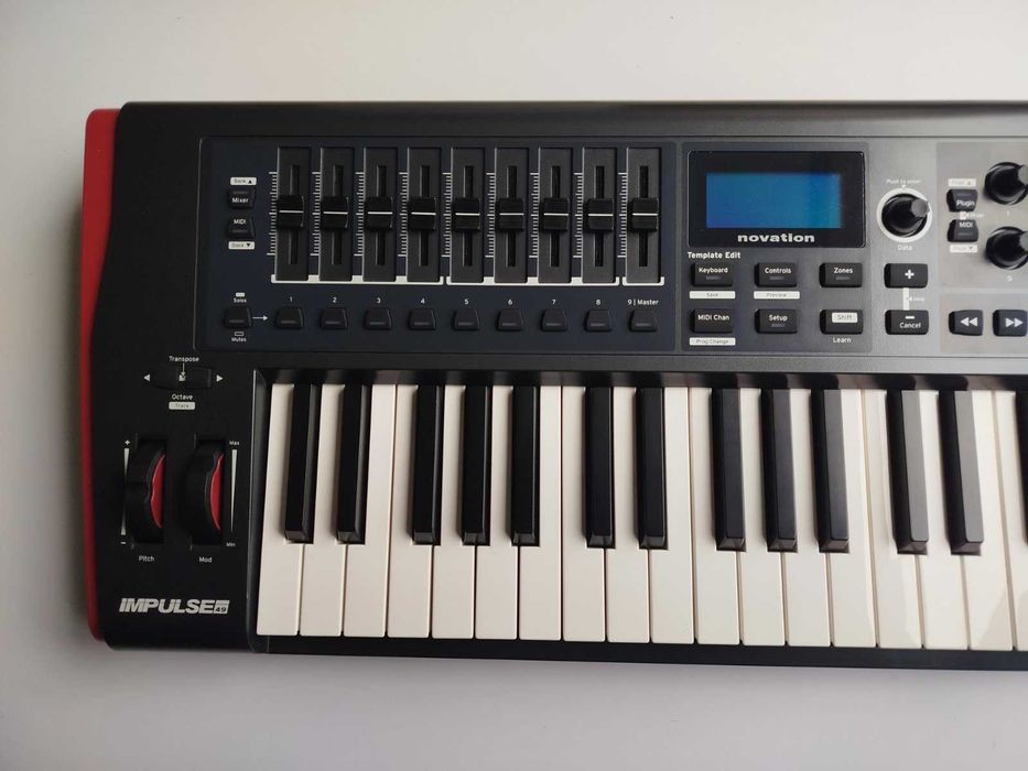 Синтезатор NOVATION Impulse 49