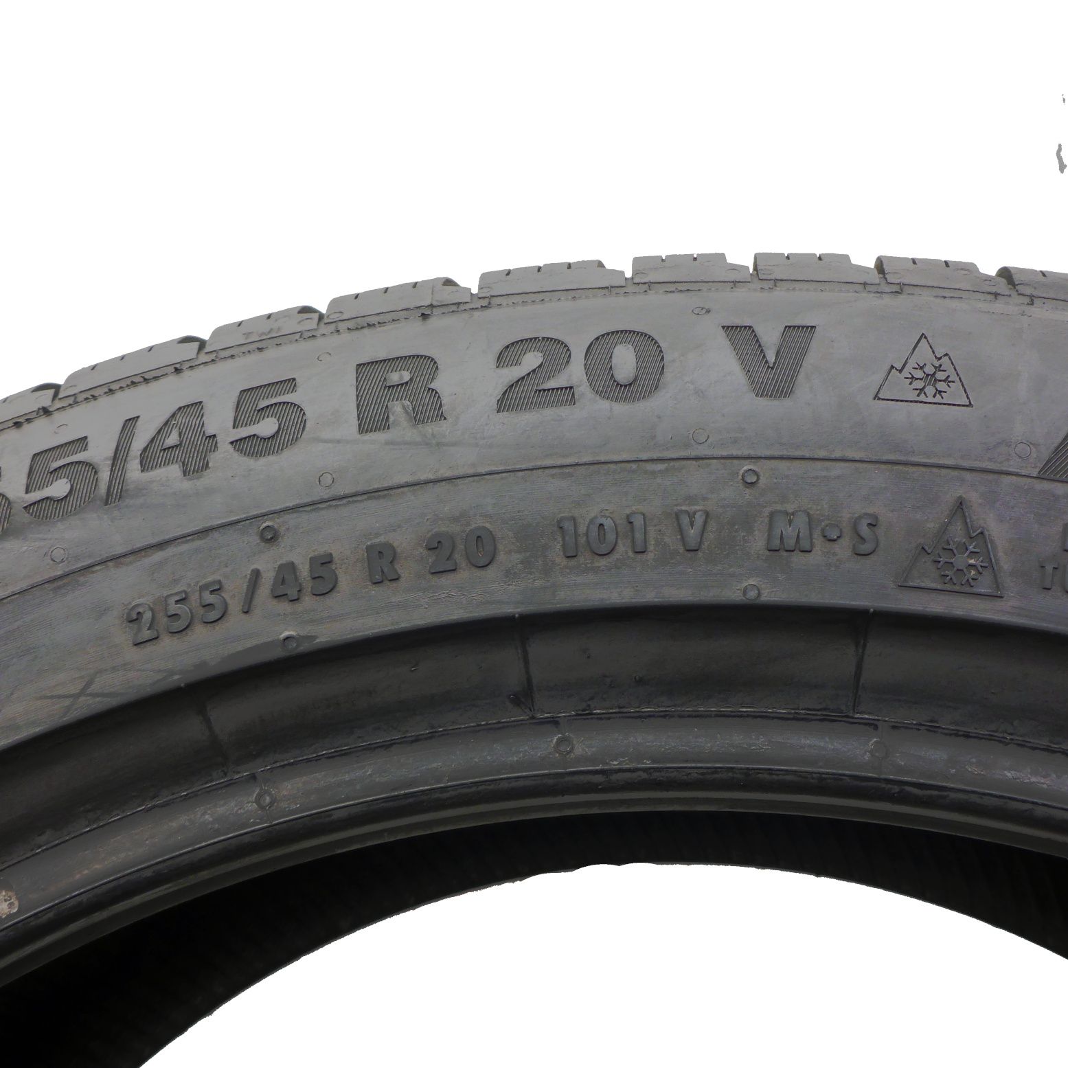 Opony 255/45/20 Continental 255/45R20 101V A0 Zimowe 2023 7,8-8,2mm