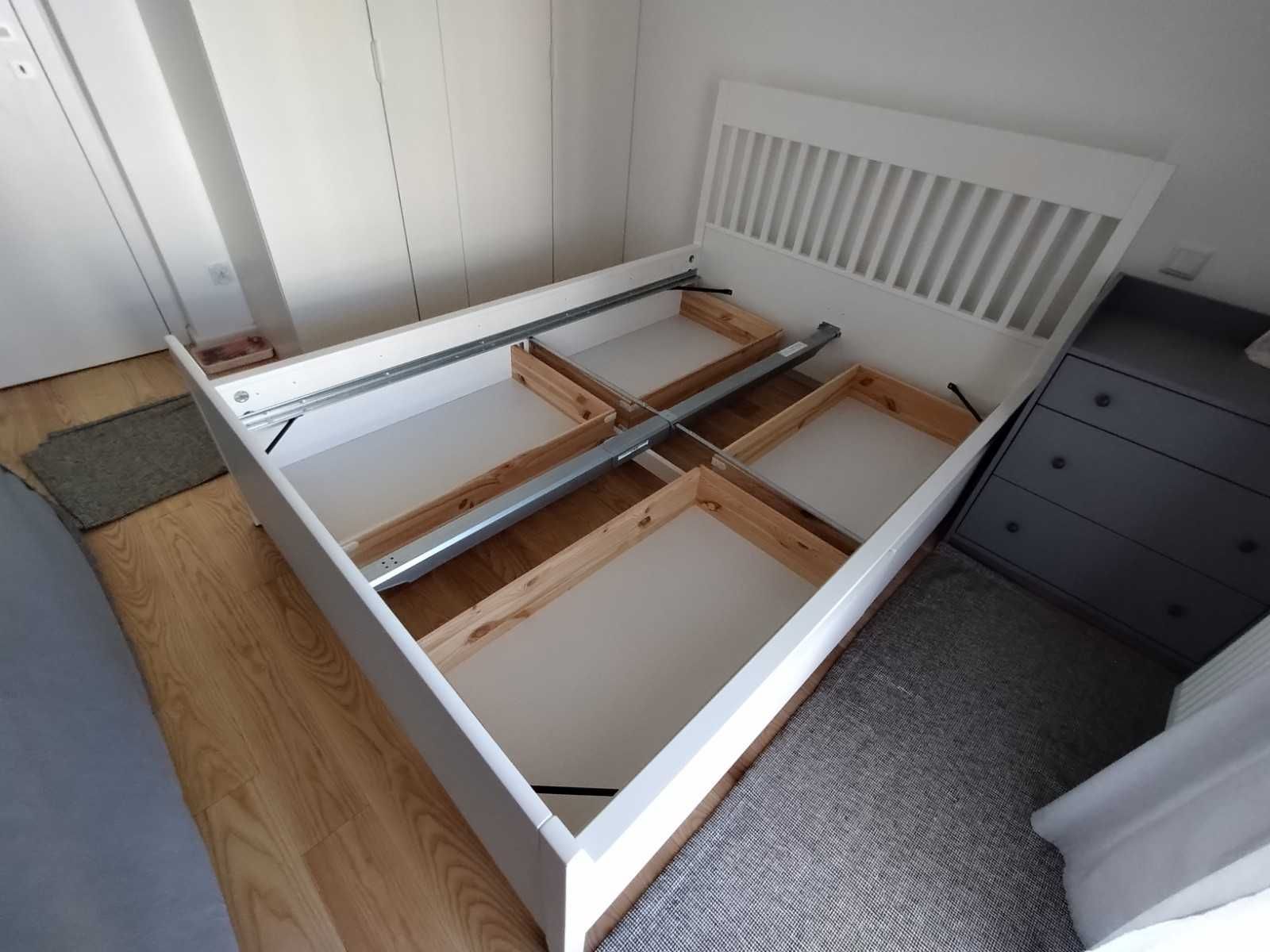 Łóżko IKEA Idanas z szufladami i stelażem, 140x200, białe