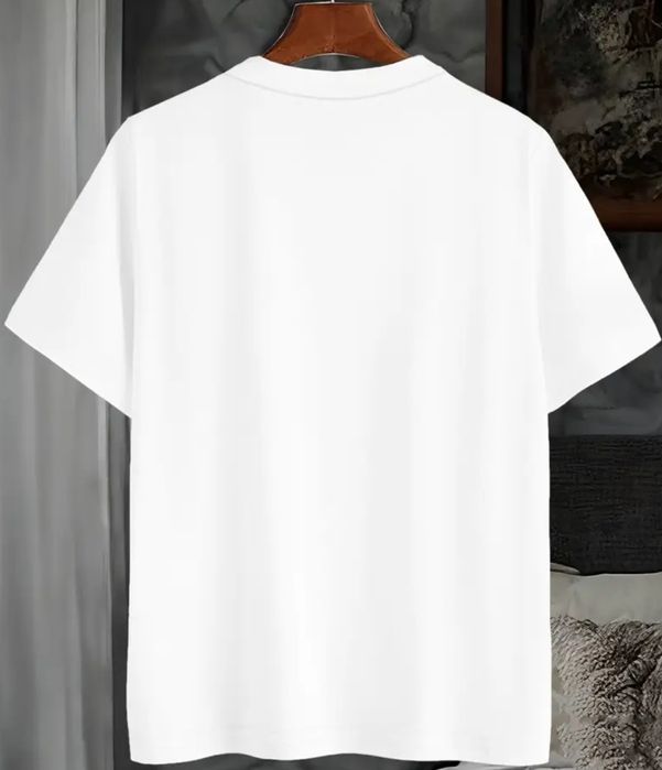 Футболка чоловіча