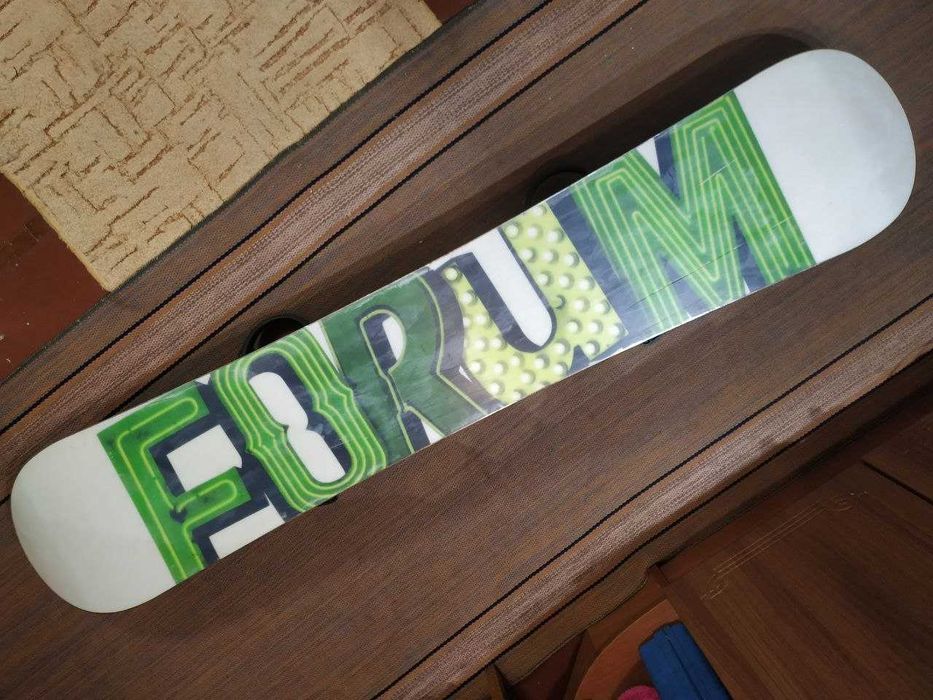 Сноуборд Forum Recon Snowboard 2013