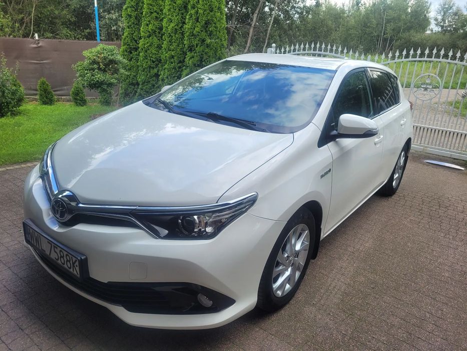 Toyota Auris Toyota Auris Hybryda 2016